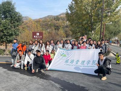 旅游管理学院旅游管理专业2019级1/2/3班《旅行社经营与管理》教学实习剪影